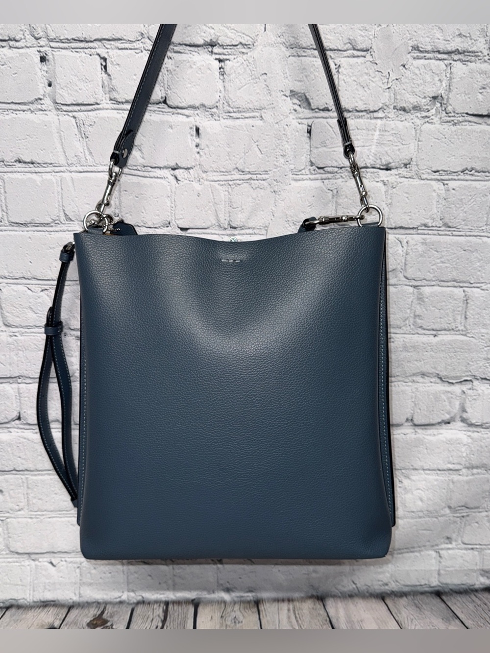 Coach Mollie Bucket Bag - Picture 7 of 11